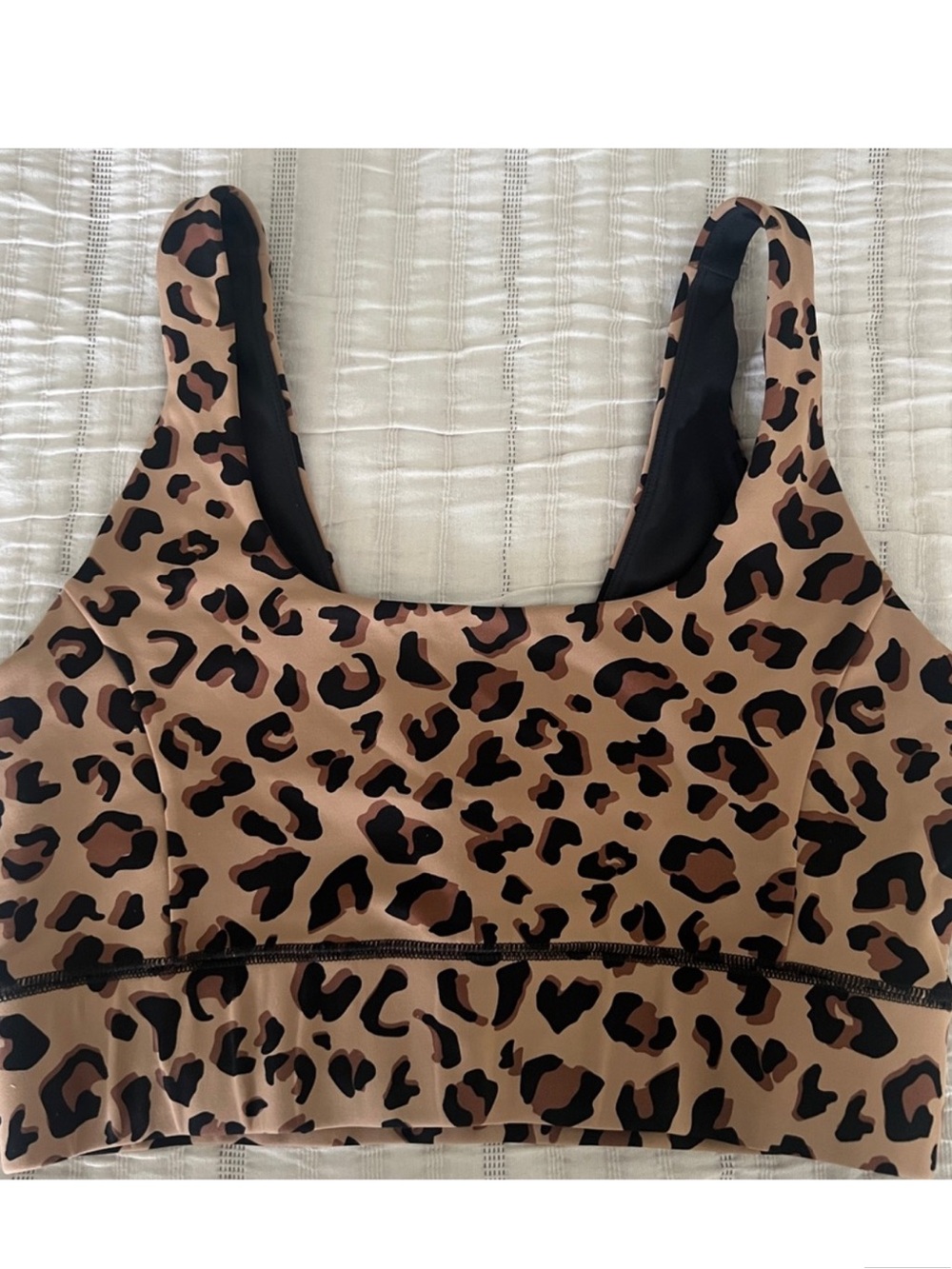 IVL Leopard Print V-Neck Sports Bra - Tan & Black